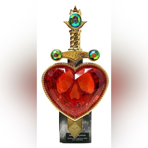 Bath & Body Works Other - Bath and Body Evil Queen Pierced Heart